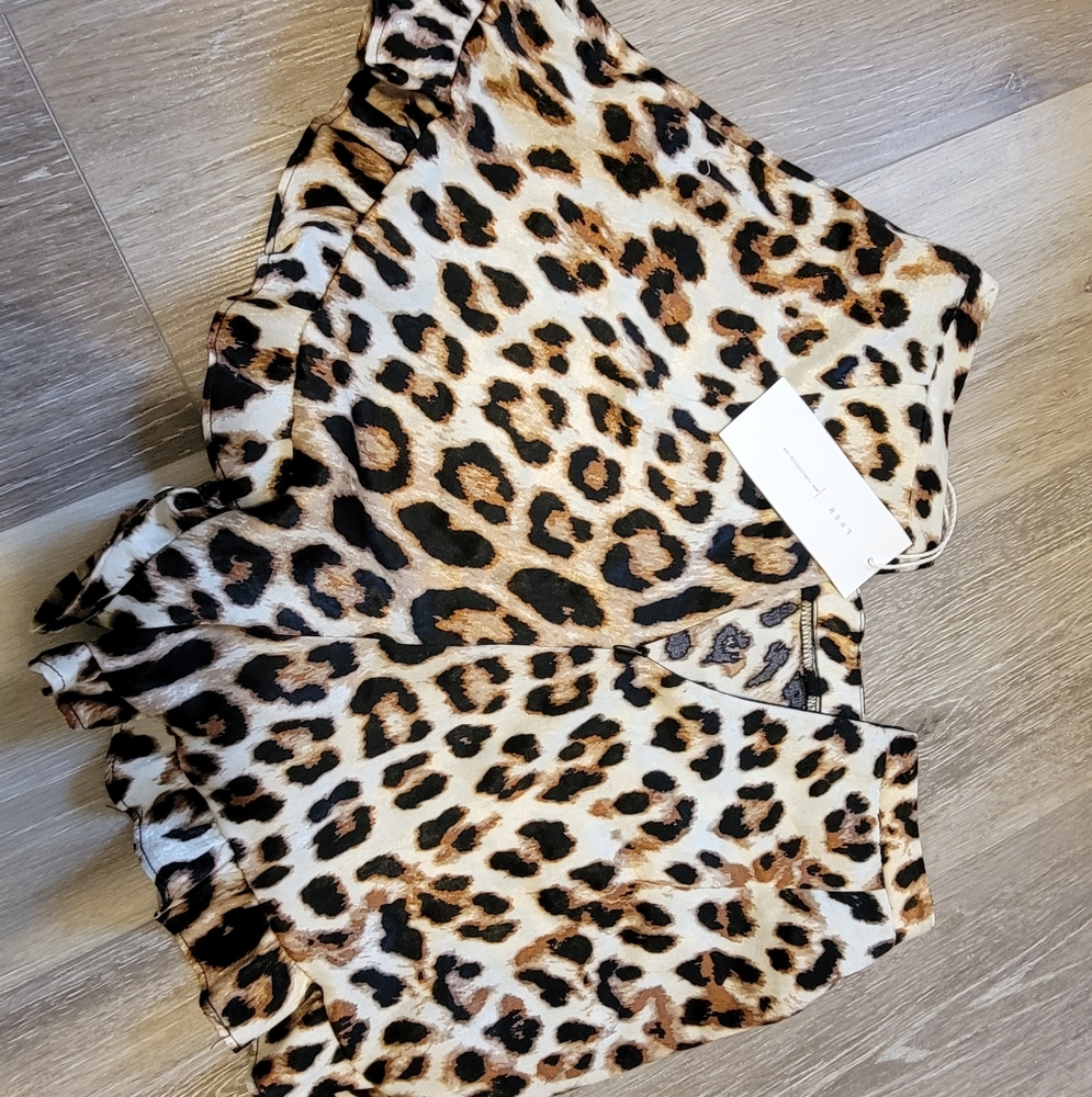 High wasted size large shorts